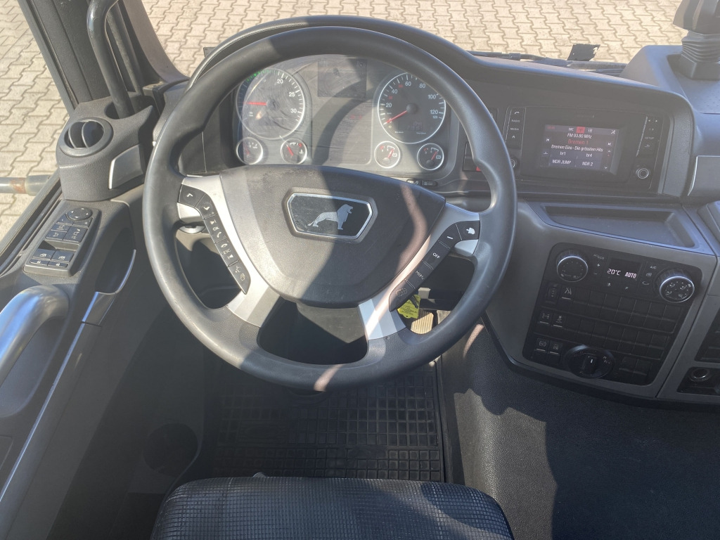 Камион с брезент MAN TGL 12.250 4x2 BL: снимка 9