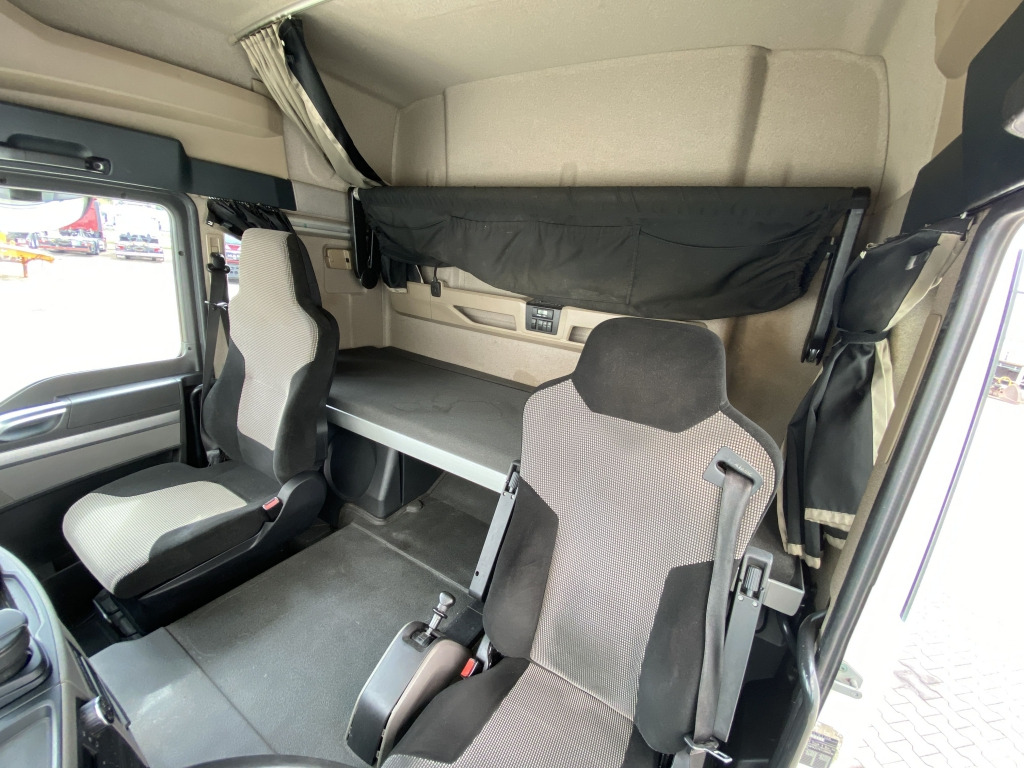 MAN TGL 12.250 4x2 BL - Камион с брезент: снимка 5 MAN TGL 12.250 4x2 BL - Камион с брезент: снимка 5