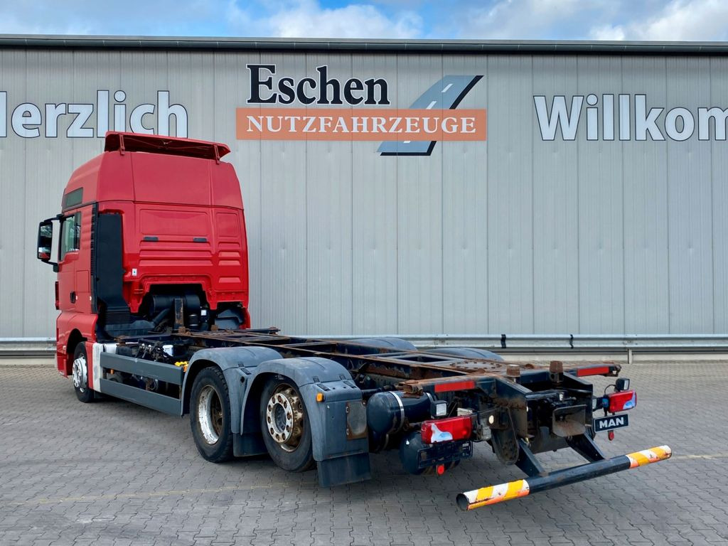 MAN TGX 26.440 6x2-2 LL | XXL*Hubschwinge*Standklima - Контейнеровоз/ Сменна каросерия камион: снимка 3 MAN TGX 26.440 6x2-2 LL | XXL*Hubschwinge*Standklima - Контейнеровоз/ Сменна каросерия камион: снимка 3