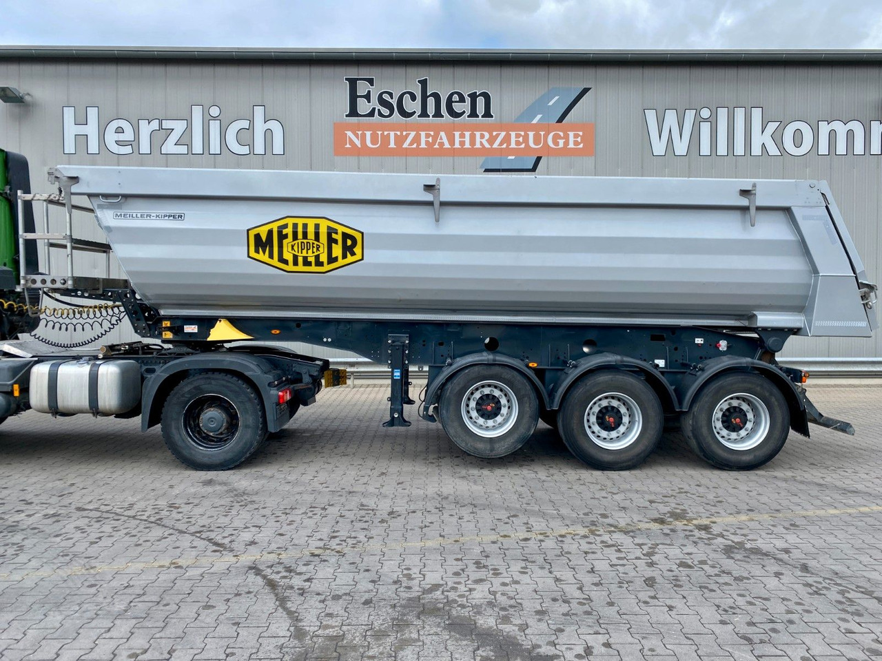 Meiller MHPS 44.3-N I 25m³ Stahl*Luft/Lift*Plane*SAF - Самосвал полуремарке: снимка 2 Meiller MHPS 44.3-N I 25m³ Stahl*Luft/Lift*Plane*SAF - Самосвал полуремарке: снимка 2