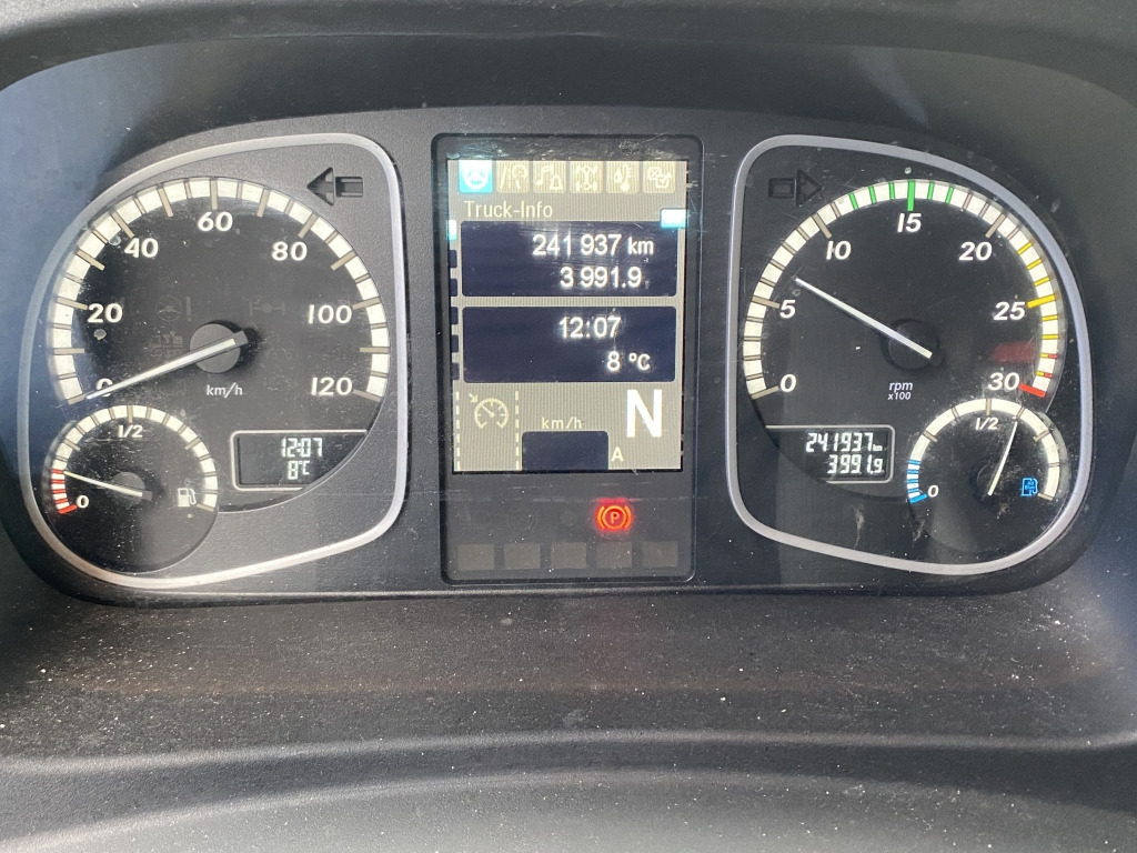 Mercedes-Benz 1523 L Atego / Dhollandia LBW - Рефрижератор камион: снимка 5 Mercedes-Benz 1523 L Atego / Dhollandia LBW - Рефрижератор камион: снимка 5