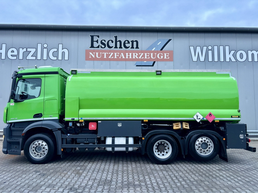 Mercedes-Benz 2545 Antos - Камион цистерна: снимка 3 Mercedes-Benz 2545 Antos - Камион цистерна: снимка 3