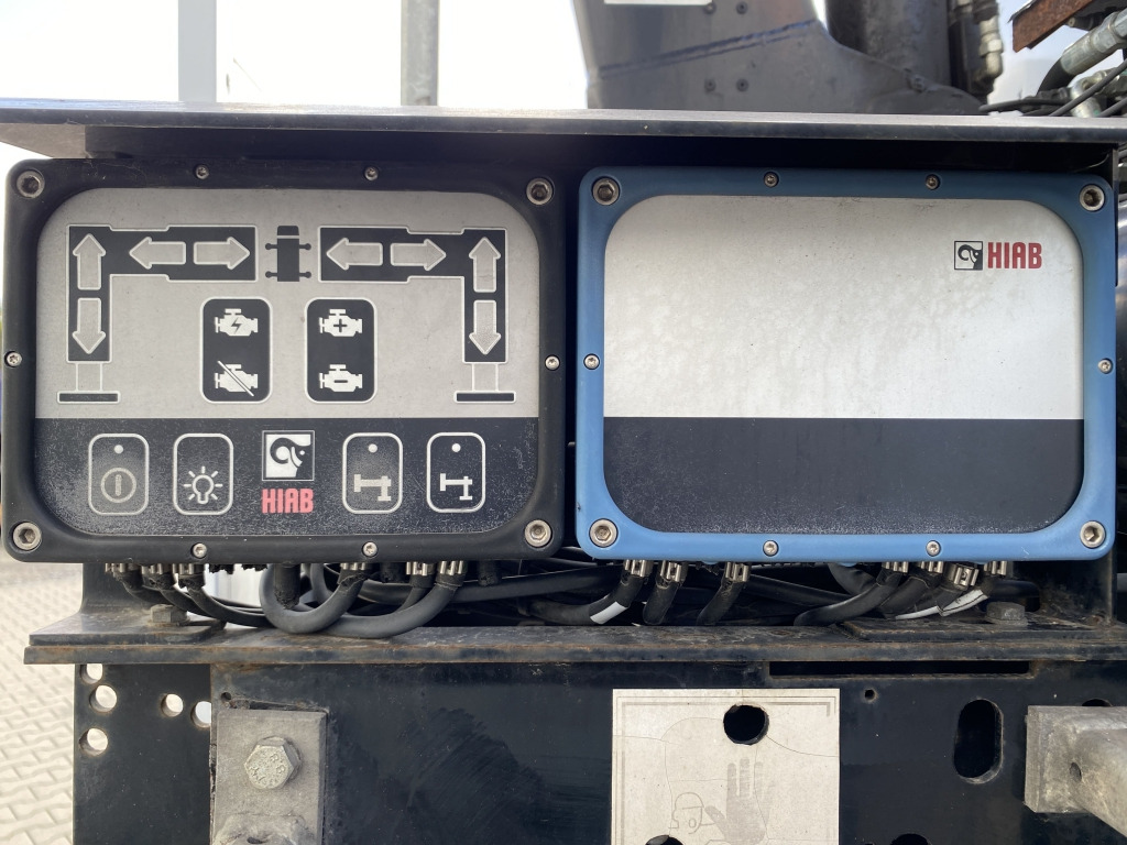 Mercedes-Benz 2545 L 6x2 Arocs / HIAB 177 K Pro Kran - Бордови камион, Камион с кран: снимка 4 Mercedes-Benz 2545 L 6x2 Arocs / HIAB 177 K Pro Kran - Бордови камион, Камион с кран: снимка 4