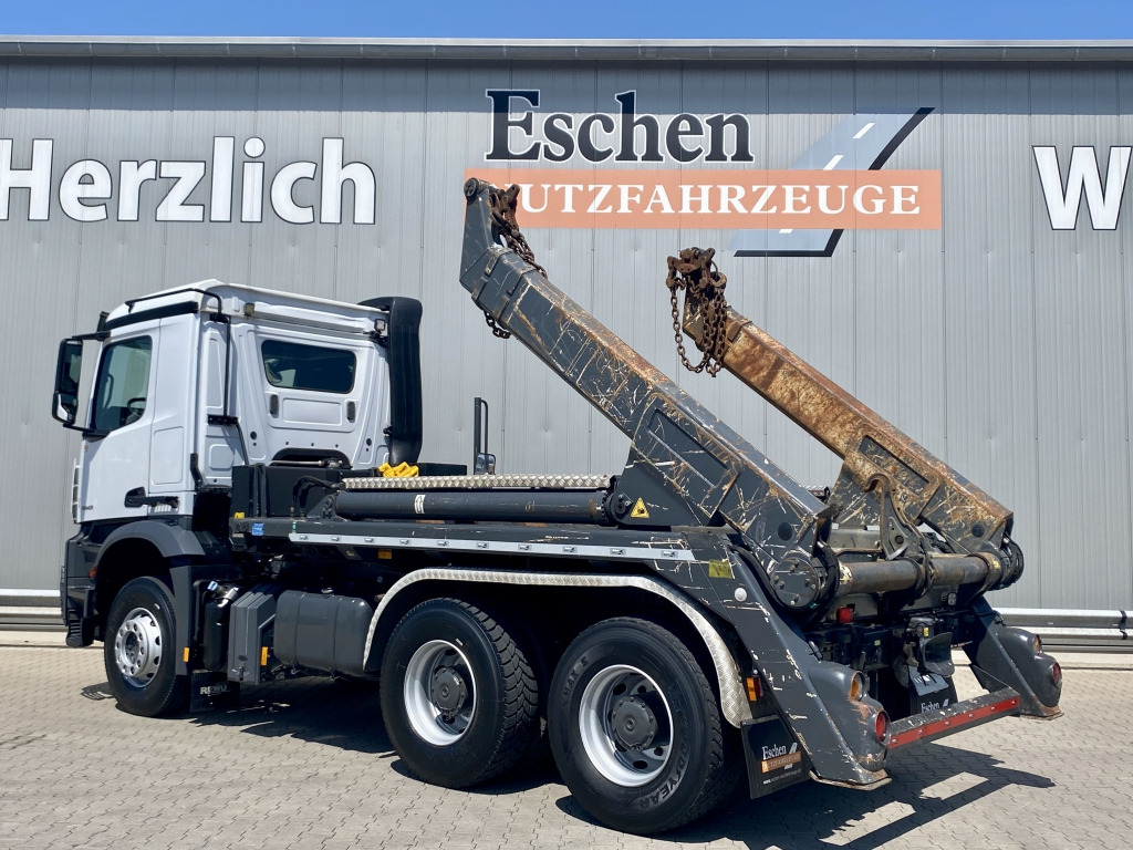 Mercedes-Benz 2643 L 6x4 - Мултилифт за контейнери камион: снимка 3 Mercedes-Benz 2643 L 6x4 - Мултилифт за контейнери камион: снимка 3
