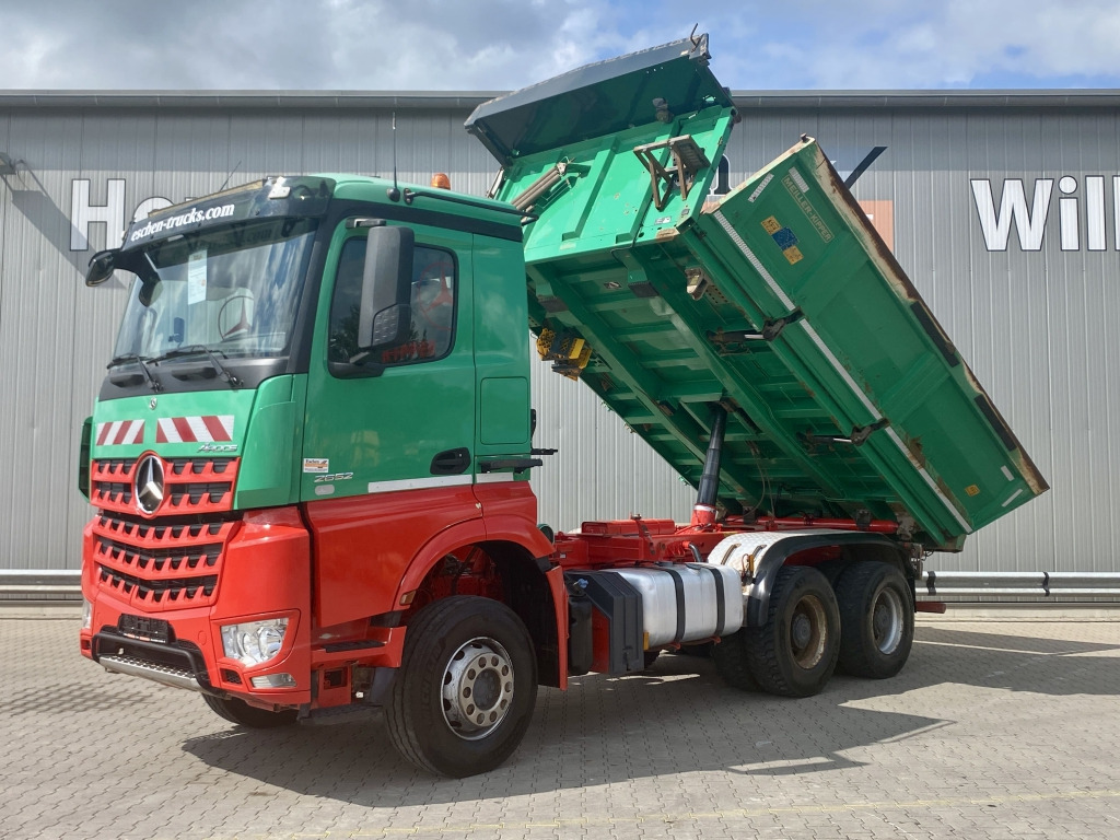 Mercedes-Benz 2652 K Arocs 6x4 - Самосвал камион: снимка 1 Mercedes-Benz 2652 K Arocs 6x4 - Самосвал камион: снимка 1