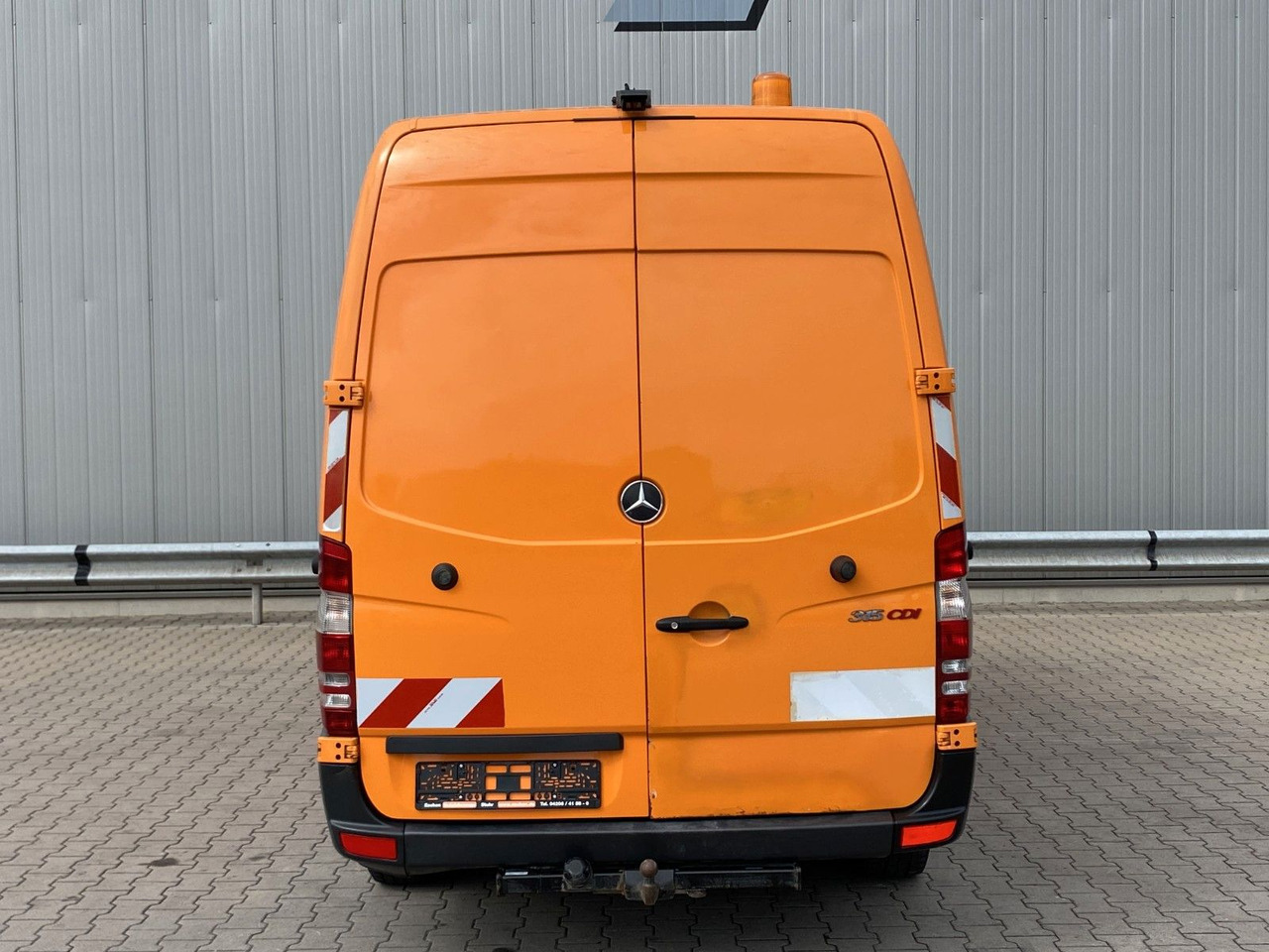 Mercedes-Benz 315 CDI Kamerawagen| PC-Setup*Standklima*RFK*AHK - Пътнически бус: снимка 4 Mercedes-Benz 315 CDI Kamerawagen| PC-Setup*Standklima*RFK*AHK - Пътнически бус: снимка 4