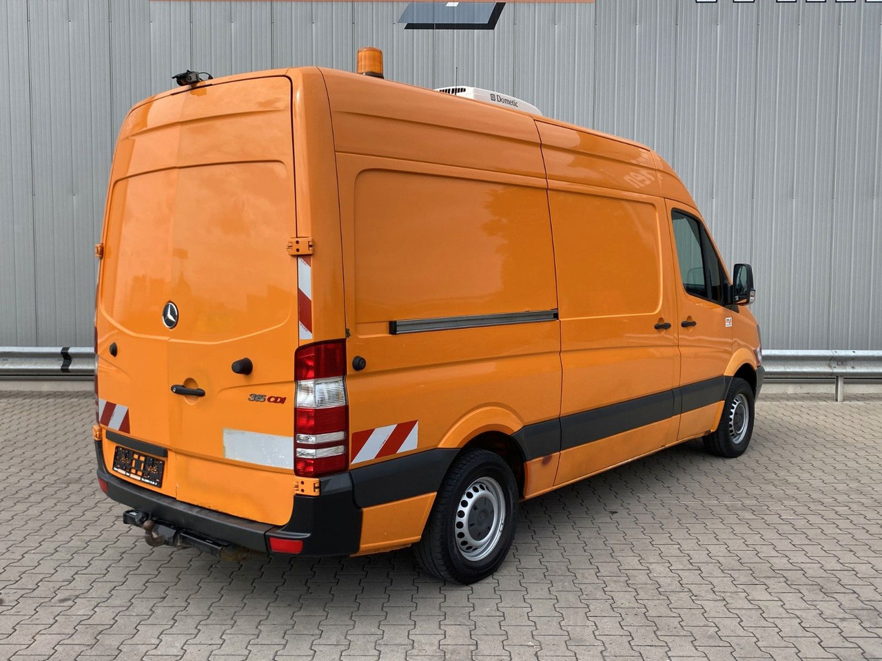 Mercedes-Benz 315 CDI Kamerawagen| PC-Setup*Standklima*RFK*AHK - Товарен бус: снимка 5 Mercedes-Benz 315 CDI Kamerawagen| PC-Setup*Standklima*RFK*AHK - Товарен бус: снимка 5