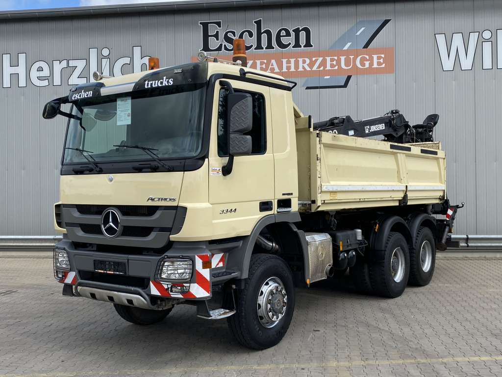 Mercedes-Benz 3344 AK 6x6 / Jonsered 1020 Kran - Самосвал камион, Камион с кран: снимка 2 Mercedes-Benz 3344 AK 6x6 / Jonsered 1020 Kran - Самосвал камион, Камион с кран: снимка 2