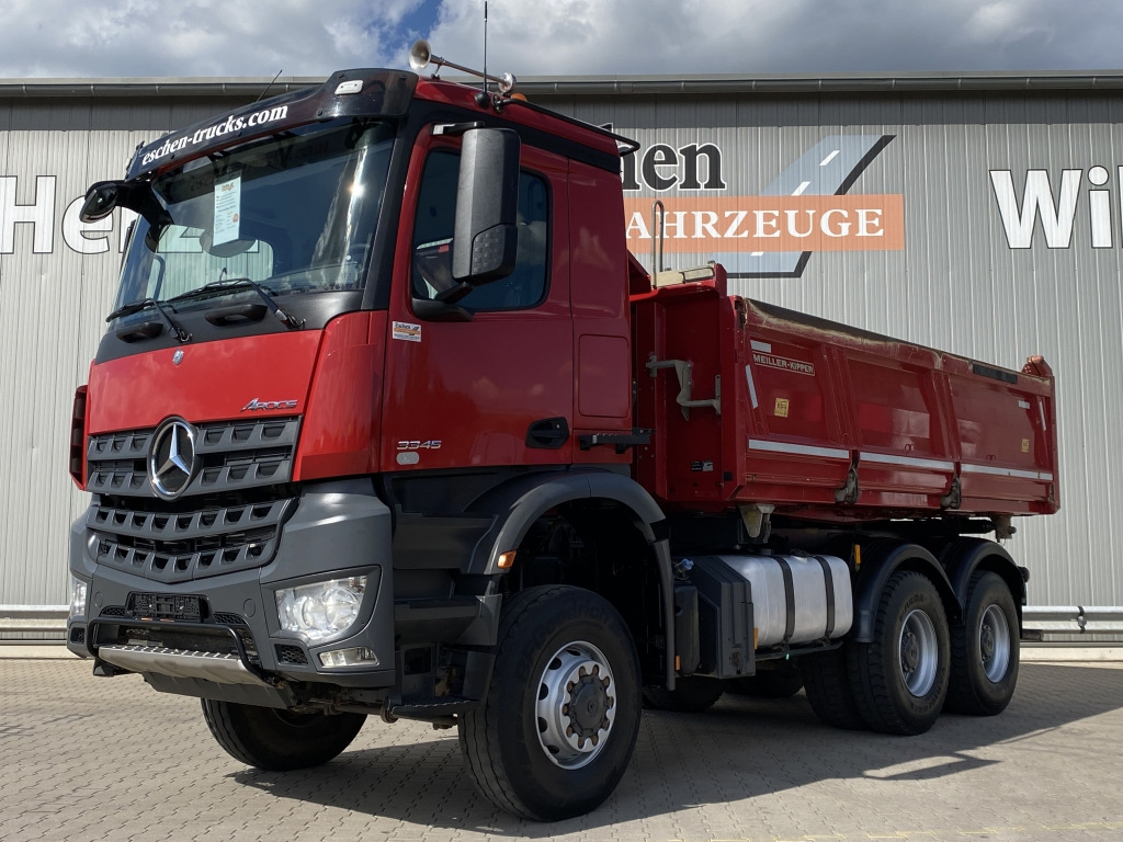 Mercedes-Benz 3345 6x6 - Самосвал камион: снимка 2 Mercedes-Benz 3345 6x6 - Самосвал камион: снимка 2