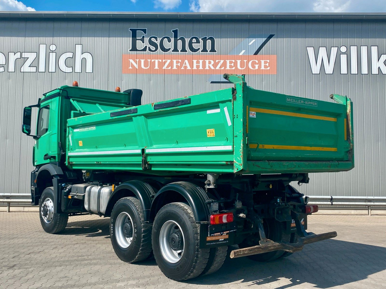 Mercedes-Benz 3345 Arocs 6x6 | MEILLER*Bordmatik*AHK*Blatt*AC - Самосвал камион: снимка 4 Mercedes-Benz 3345 Arocs 6x6 | MEILLER*Bordmatik*AHK*Blatt*AC - Самосвал камион: снимка 4