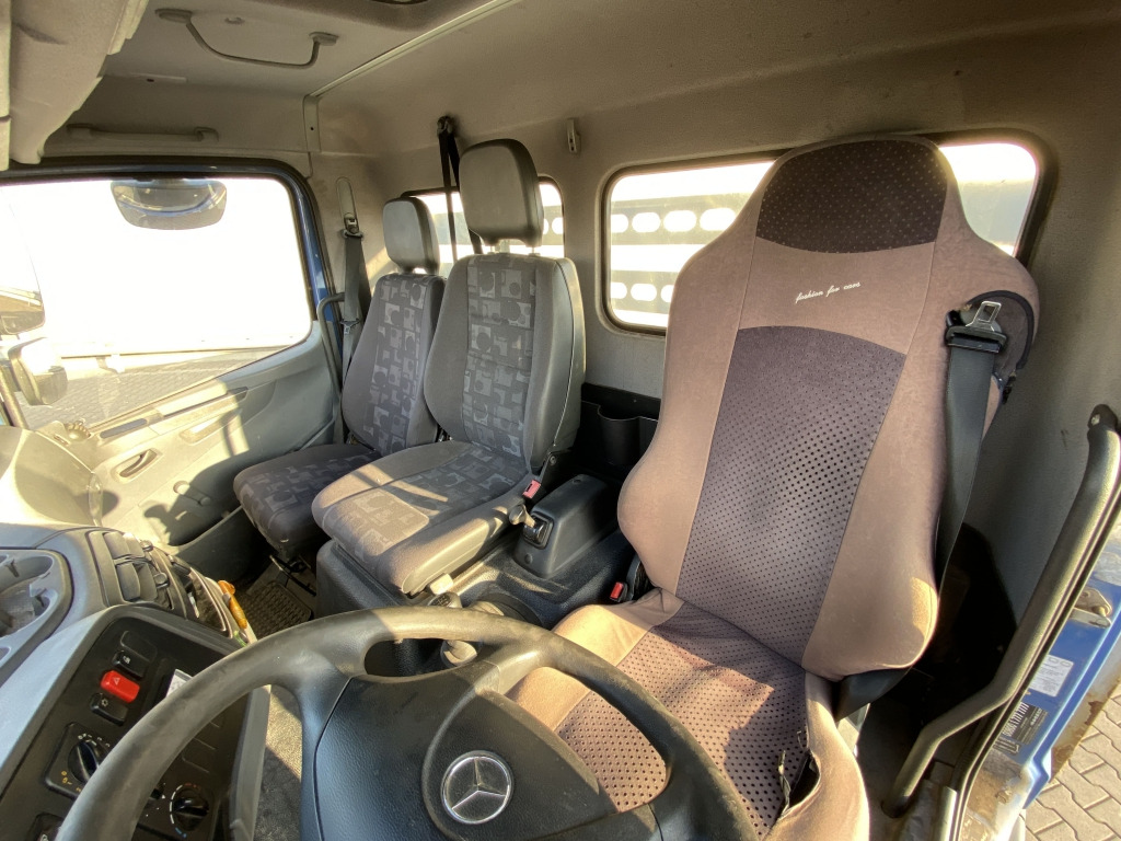 Mercedes-Benz 818 Atego - Бордови камион: снимка 4 Mercedes-Benz 818 Atego - Бордови камион: снимка 4