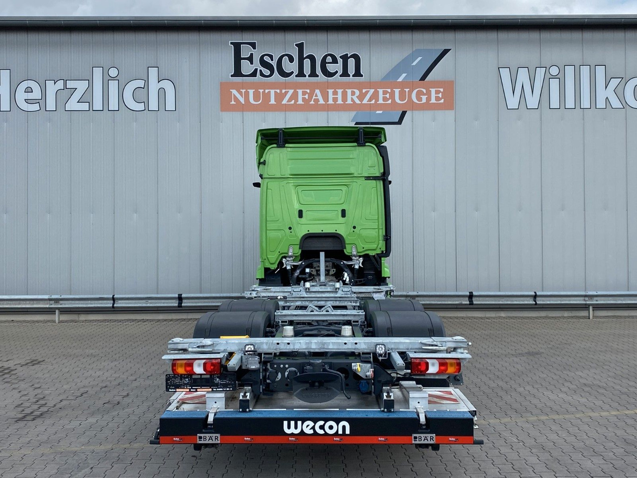 Mercedes-Benz Actros MP5 2542| OHNE EZ*BÄR LBW 2,00to. faltbar - Контейнеровоз/ Сменна каросерия камион: снимка 4 Mercedes-Benz Actros MP5 2542| OHNE EZ*BÄR LBW 2,00to. faltbar - Контейнеровоз/ Сменна каросерия камион: снимка 4