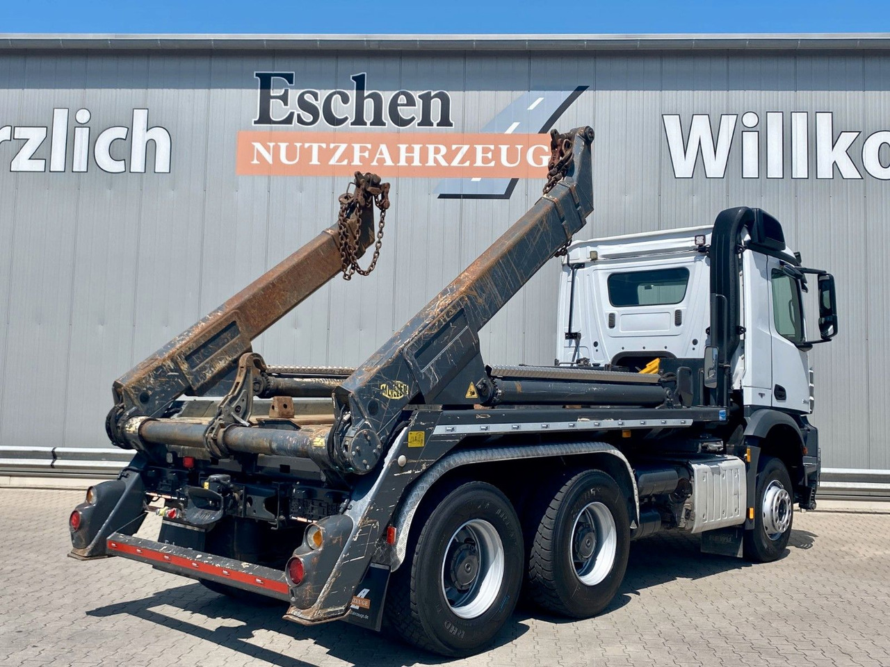 Mercedes-Benz Arocs 2643 6x4| MEILLER AK16 Tele*Klima*AHK*1.Hd - Самосвал камион: снимка 5 Mercedes-Benz Arocs 2643 6x4| MEILLER AK16 Tele*Klima*AHK*1.Hd - Самосвал камион: снимка 5