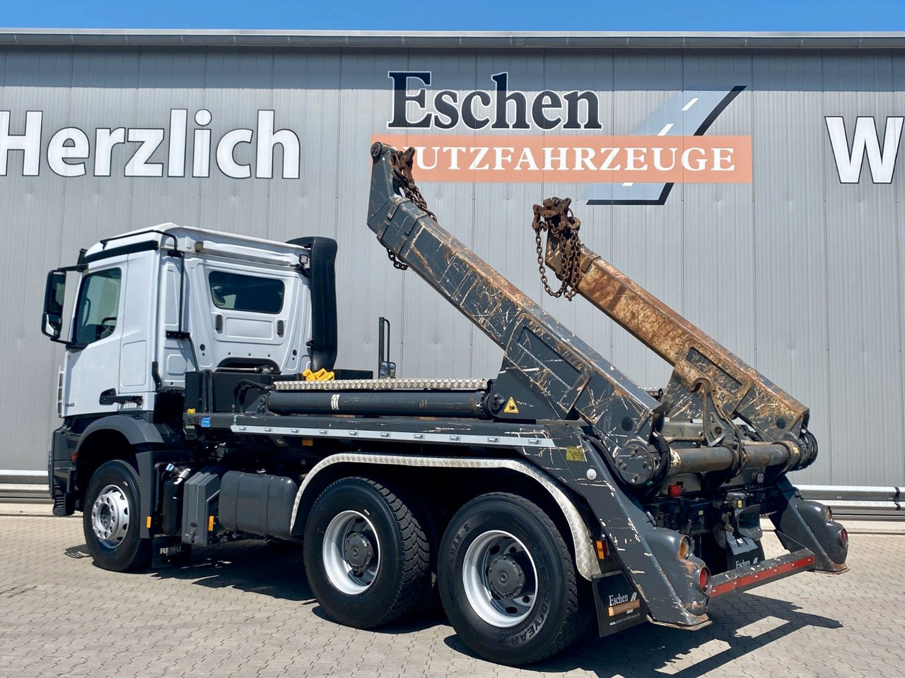 Mercedes-Benz Arocs 2643 6x4| MEILLER AK16 Tele*Klima*AHK*1.Hd - Самосвал камион: снимка 3 Mercedes-Benz Arocs 2643 6x4| MEILLER AK16 Tele*Klima*AHK*1.Hd - Самосвал камион: снимка 3
