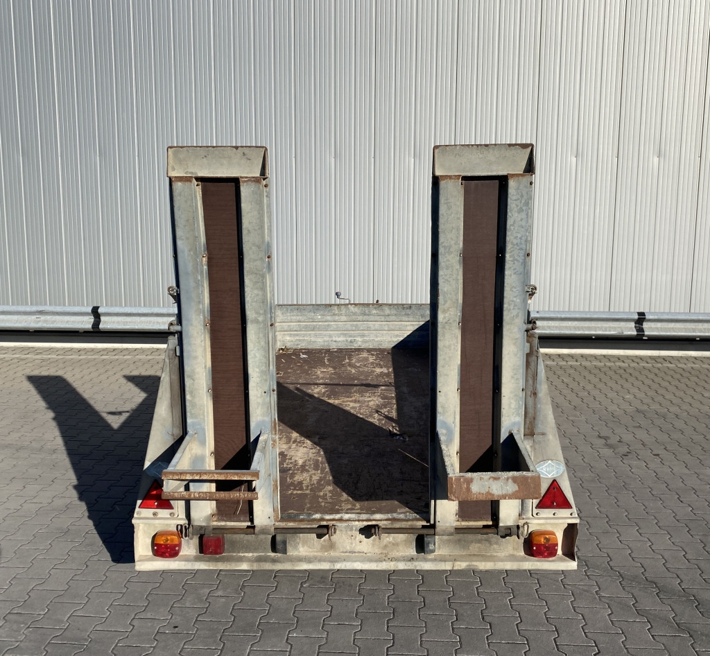 Schmid MTT 250 M / mit Auffahrrampen - Ремарке за строителна техника: снимка 4 Schmid MTT 250 M / mit Auffahrrampen - Ремарке за строителна техника: снимка 4