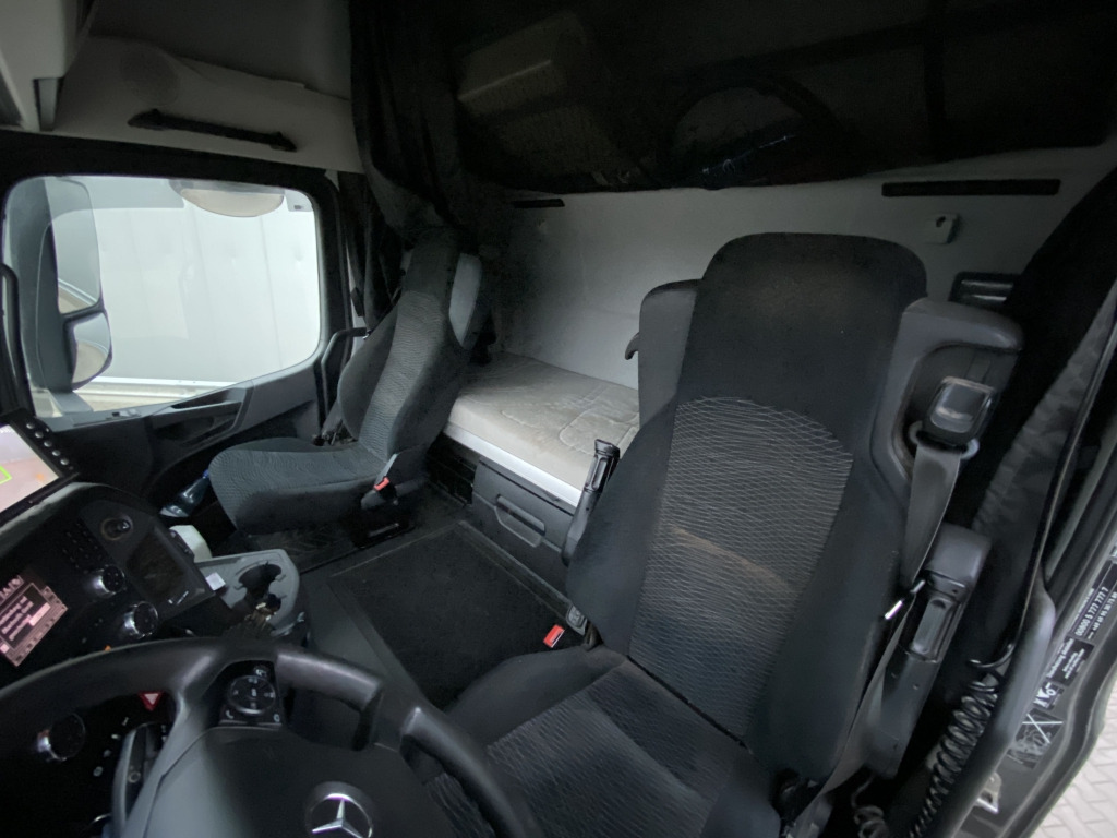 Mercedes-Benz 1845 HAD Arocs Hydrodrive - Влекач: снимка 4 Mercedes-Benz 1845 HAD Arocs Hydrodrive - Влекач: снимка 4