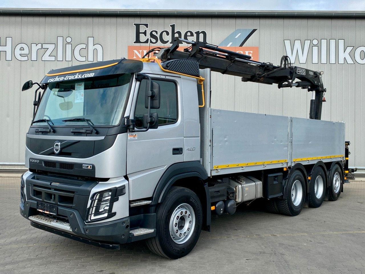 Volvo FMX 420 8x4 | Fassi F255AC2.24XE*FUNK*Fly-Jib*AC - Бордови камион, Камион с кран: снимка 2 Volvo FMX 420 8x4 | Fassi F255AC2.24XE*FUNK*Fly-Jib*AC - Бордови камион, Камион с кран: снимка 2