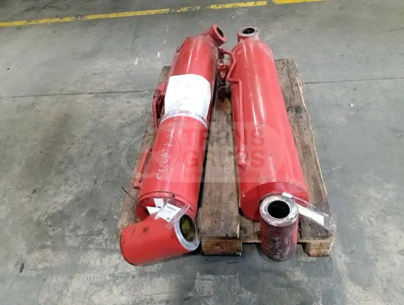 Grúa Amco Veba 835 solo para recambios - Кран за камион: снимка 2 Grúa Amco Veba 835 solo para recambios - Кран за камион: снимка 2