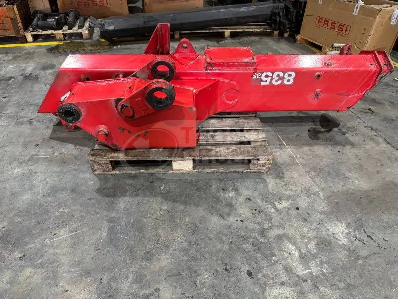 Grúa Amco Veba 835 solo para recambios - Кран за камион: снимка 4 Grúa Amco Veba 835 solo para recambios - Кран за камион: снимка 4