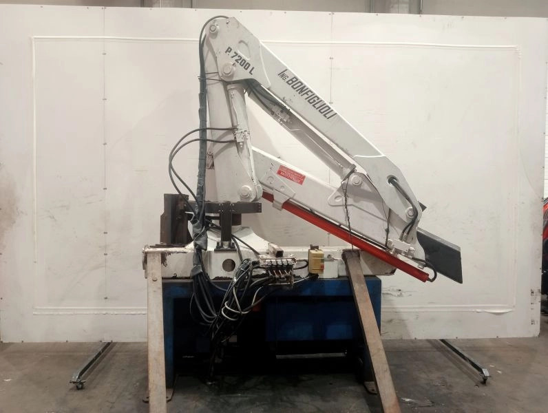 Grúa Bonfiglioli P.7200L - Кран за камион за Камион: снимка 4 Grúa Bonfiglioli P.7200L - Кран за камион за Камион: снимка 4