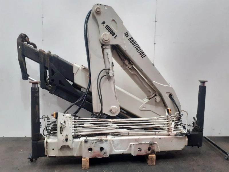 Grúa Bonfiglioli P15000L - Кран за камион за Камион: снимка 3 Grúa Bonfiglioli P15000L - Кран за камион за Камион: снимка 3