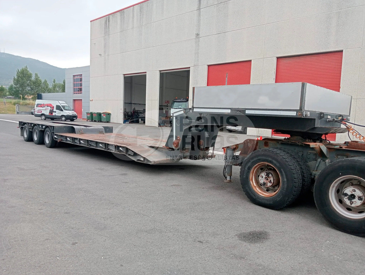 Semirremolque cama rebajado Traylona GP3BMA 13T - Нискорамна площадка полуремарке: снимка 5 Semirremolque cama rebajado Traylona GP3BMA 13T - Нискорамна площадка полуремарке: снимка 5