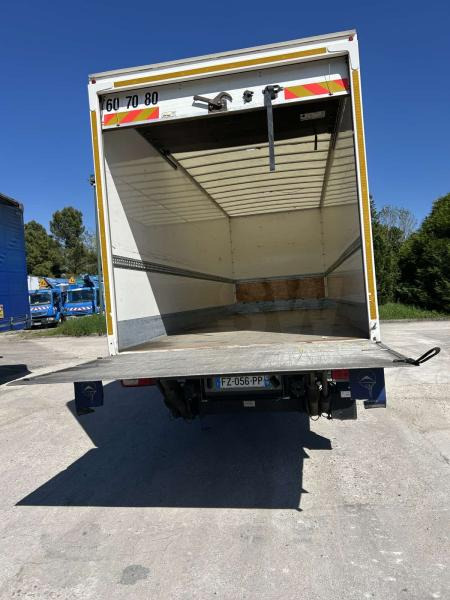 DAF CF 340 - Камион фургон: снимка 4 DAF CF 340 - Камион фургон: снимка 4