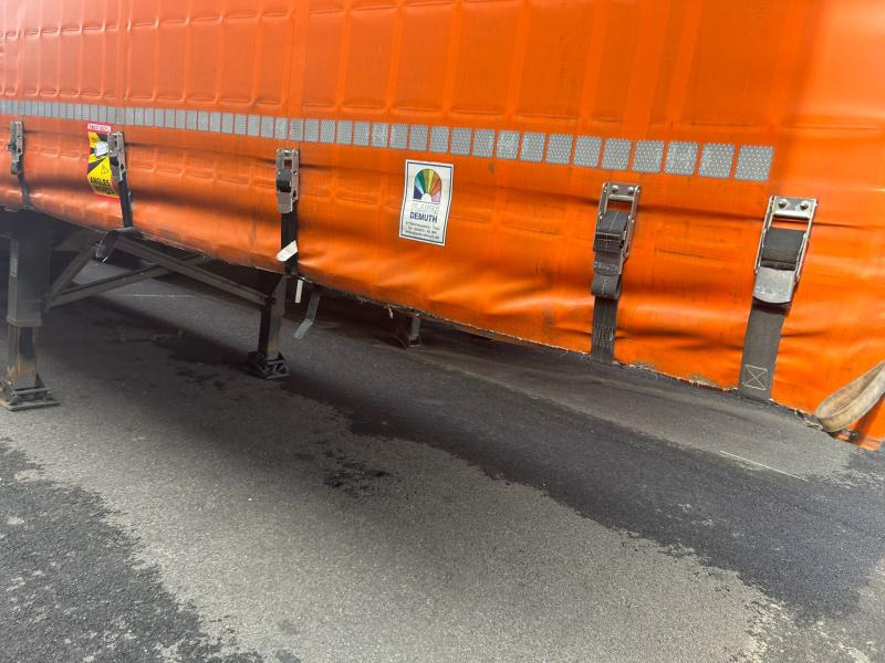 Fliegl - Брезентово полуремарке: снимка 2 Fliegl - Брезентово полуремарке: снимка 2