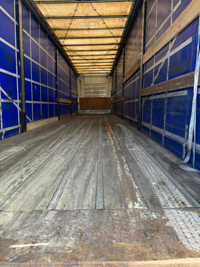 Fruehauf - Брезентово полуремарке: снимка 2 Fruehauf - Брезентово полуремарке: снимка 2