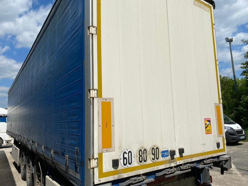 Fruehauf - Брезентово полуремарке: снимка 2 Fruehauf - Брезентово полуремарке: снимка 2