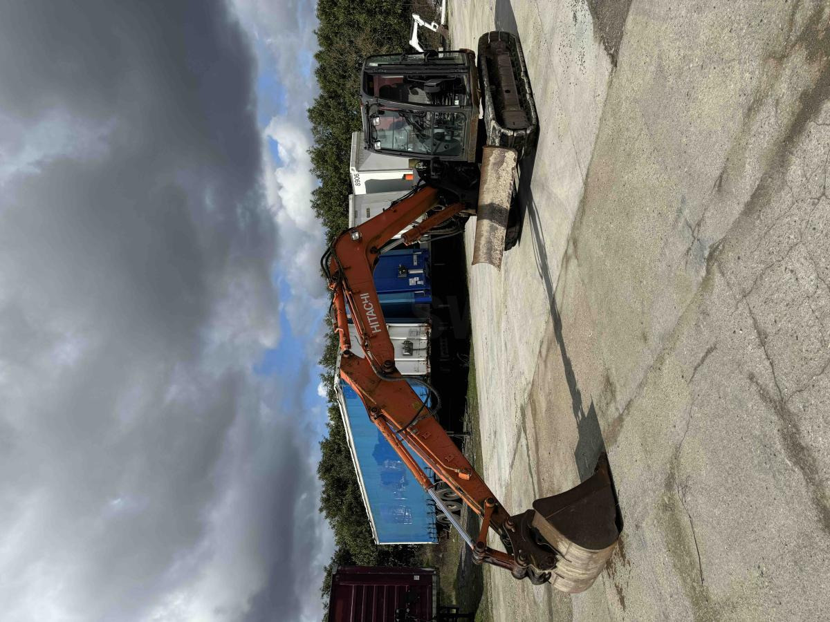 Hitachi ZX85USB-5A - Верижен багер: снимка 5 Hitachi ZX85USB-5A - Верижен багер: снимка 5