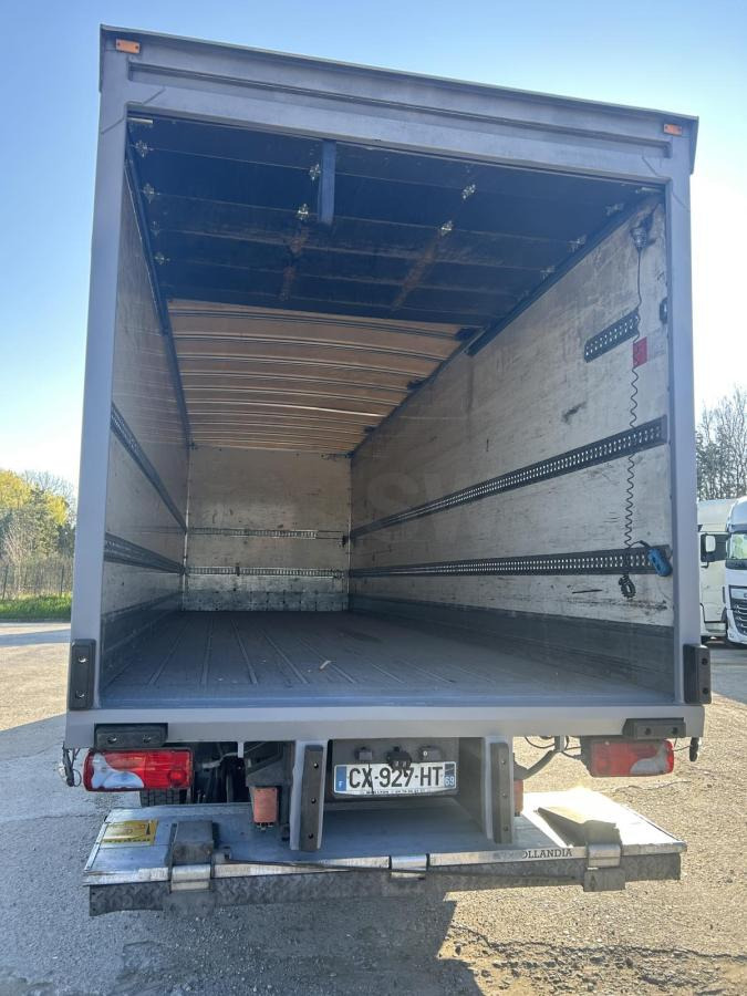 MAN TGM 18.250 - Камион фургон: снимка 4 MAN TGM 18.250 - Камион фургон: снимка 4