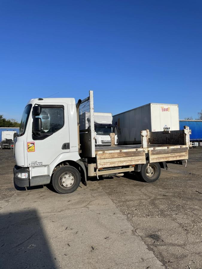 Renault Midlum 160 - Самосвал камион: снимка 2 Renault Midlum 160 - Самосвал камион: снимка 2