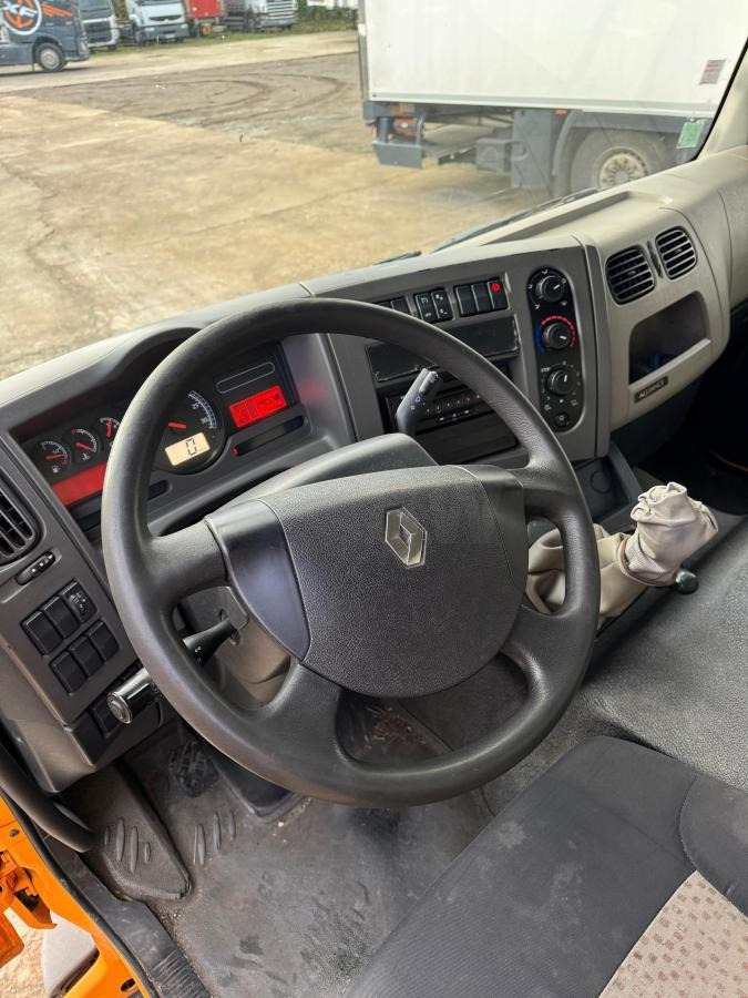 Renault Midlum 220 - Камион фургон: снимка 5 Renault Midlum 220 - Камион фургон: снимка 5