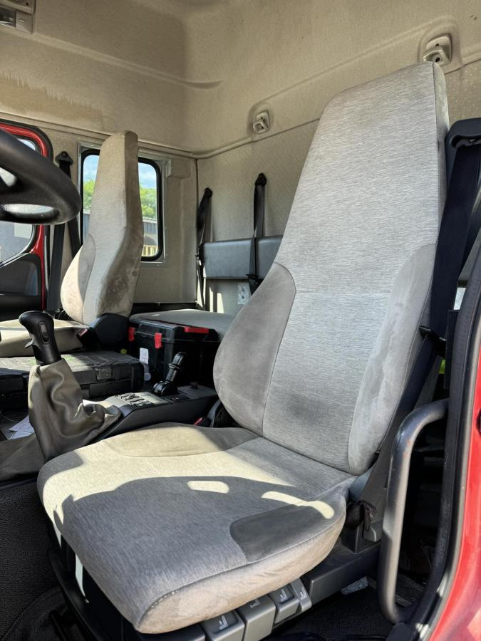 Renault Premium 450 - Камион с брезент: снимка 2 Renault Premium 450 - Камион с брезент: снимка 2