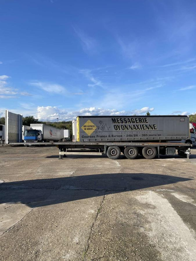 Schmitz Cargobull - Бордово полуремарке/ Платформа: снимка 1 Schmitz Cargobull - Бордово полуремарке/ Платформа: снимка 1