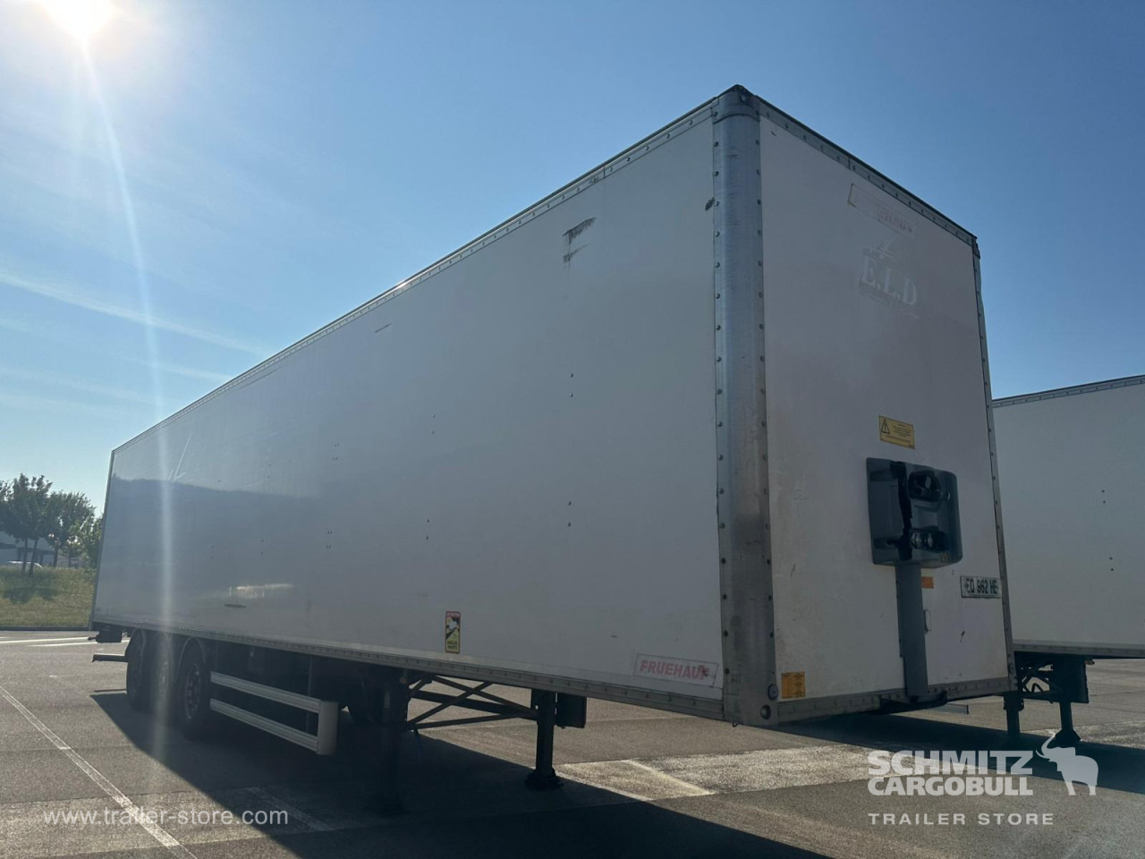 FRUEHAUF Dryfreight Standard - Затворена каросерия полуремарке: снимка 1 FRUEHAUF Dryfreight Standard - Затворена каросерия полуремарке: снимка 1