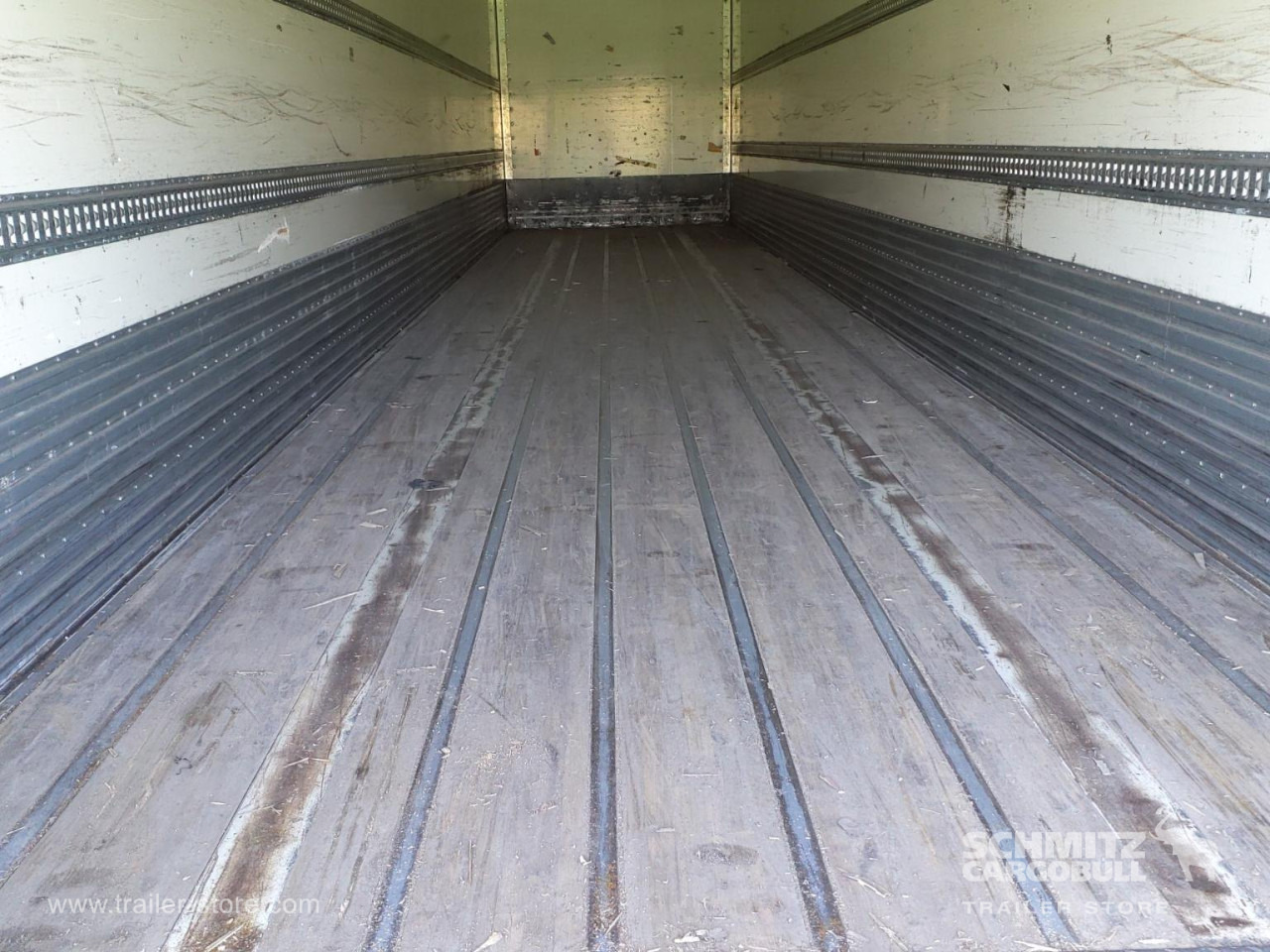 FRUEHAUF Dryfreight Standard Roller shutter door - Затворена каросерия полуремарке: снимка 3 FRUEHAUF Dryfreight Standard Roller shutter door - Затворена каросерия полуремарке: снимка 3