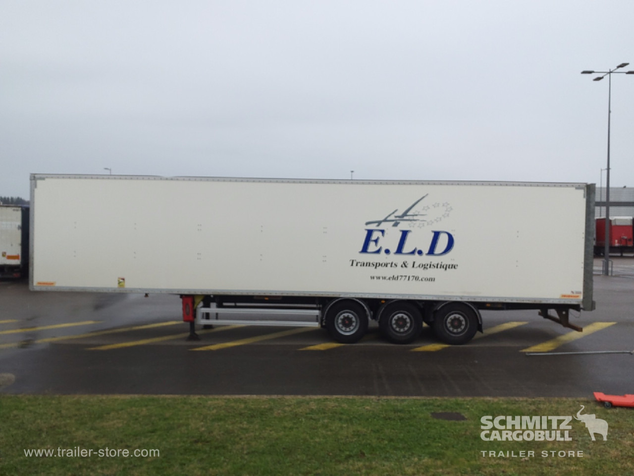 FRUEHAUF Dryfreight Standard Roller shutter door - Затворена каросерия полуремарке: снимка 3 FRUEHAUF Dryfreight Standard Roller shutter door - Затворена каросерия полуремарке: снимка 3