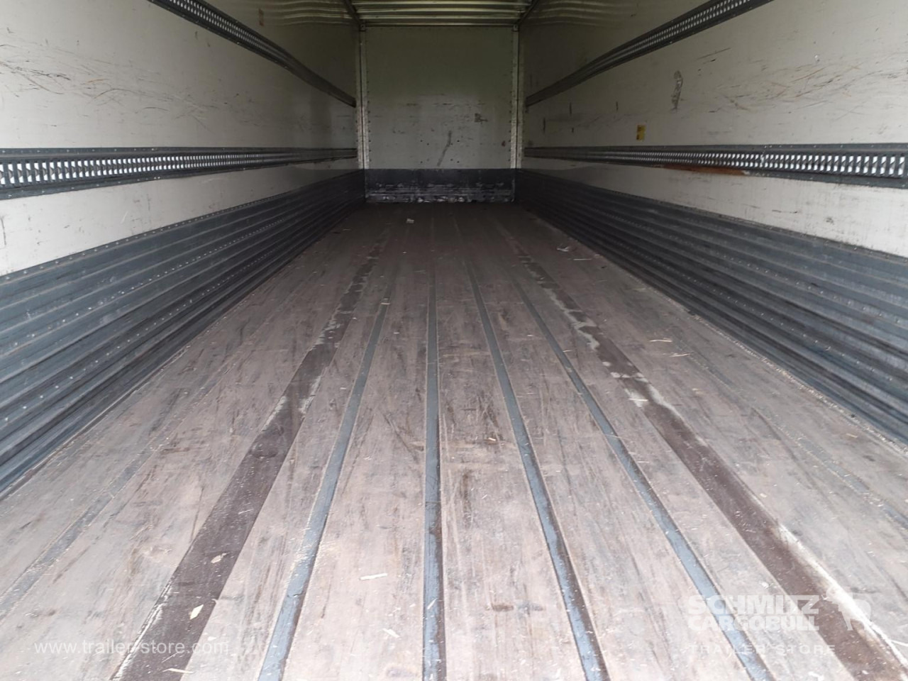 FRUEHAUF Dryfreight Standard Roller shutter door - Затворена каросерия полуремарке: снимка 3 FRUEHAUF Dryfreight Standard Roller shutter door - Затворена каросерия полуремарке: снимка 3