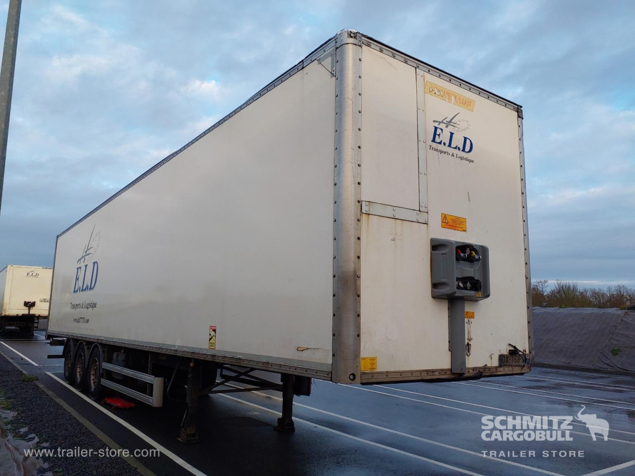 FRUEHAUF Dryfreight Standard Roller shutter door - Затворена каросерия полуремарке: снимка 1 FRUEHAUF Dryfreight Standard Roller shutter door - Затворена каросерия полуремарке: снимка 1