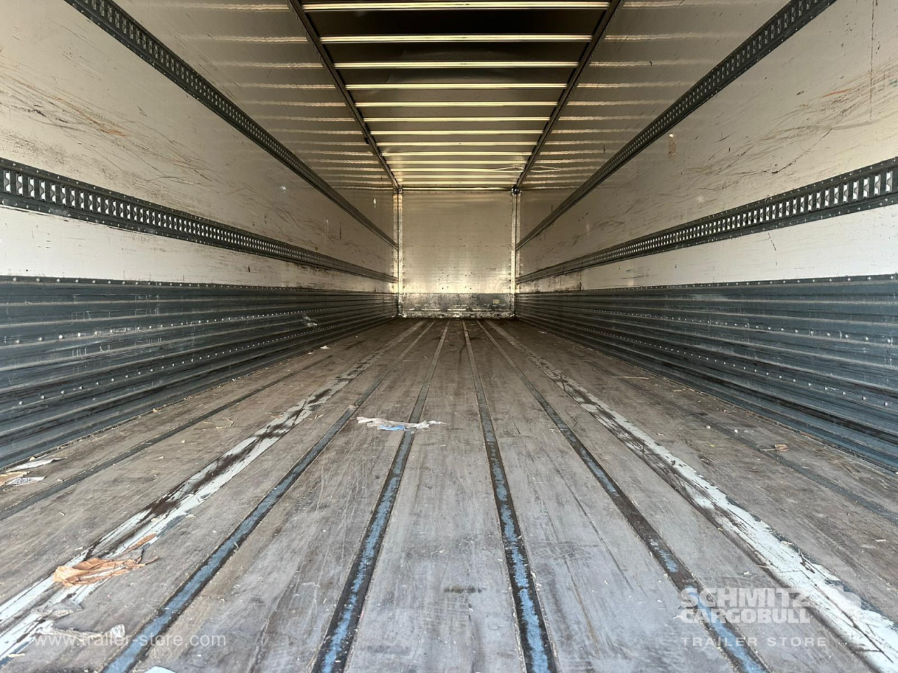 FRUEHAUF Dryfreight Standard Roller shutter door - Затворена каросерия полуремарке: снимка 5 FRUEHAUF Dryfreight Standard Roller shutter door - Затворена каросерия полуремарке: снимка 5