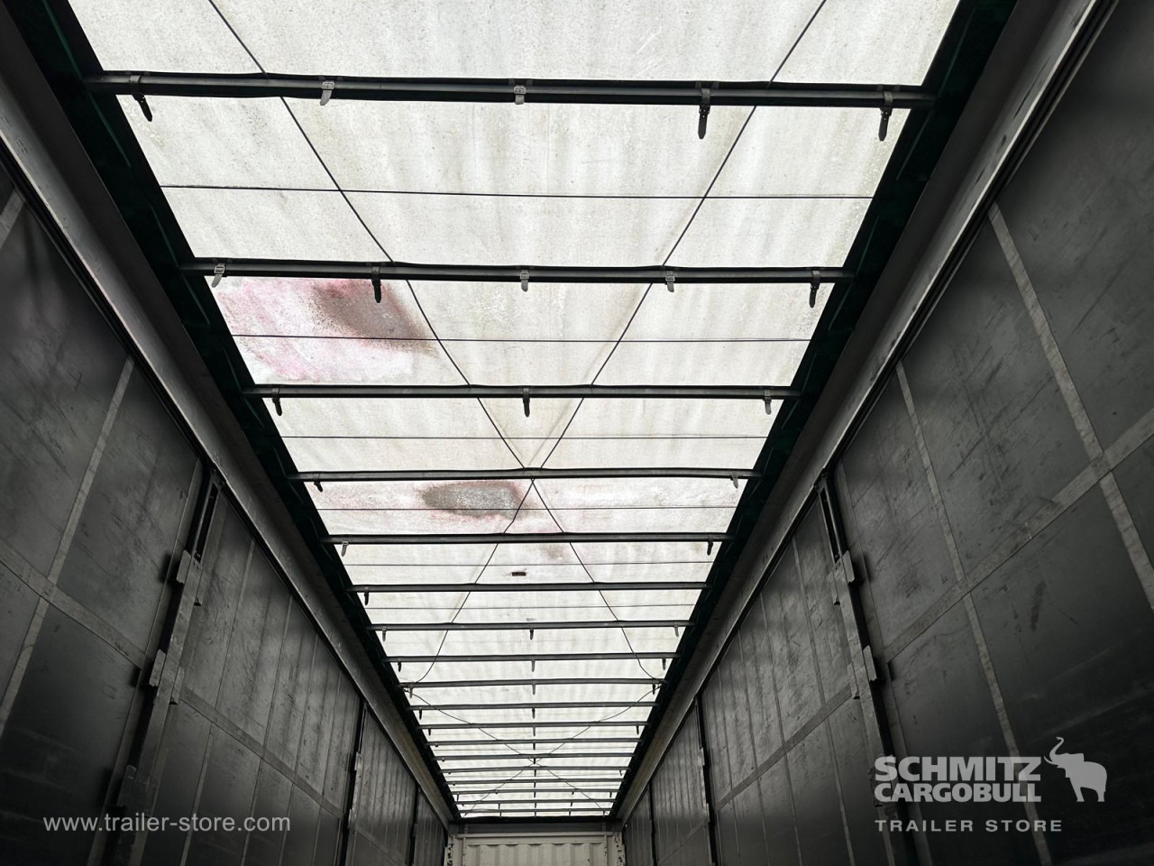 KRONE Curtainsider Standard - Брезентово полуремарке: снимка 3 KRONE Curtainsider Standard - Брезентово полуремарке: снимка 3