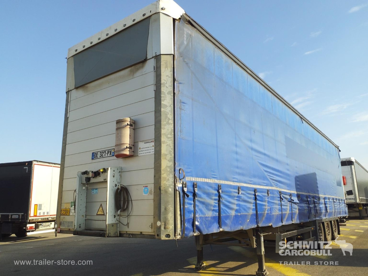 Брезентово полуремарке SCHMITZ Curtainsider Mega: снимка 6
