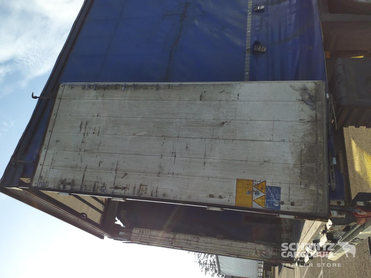 Брезентово полуремарке SCHMITZ Curtainsider Mega: снимка 9