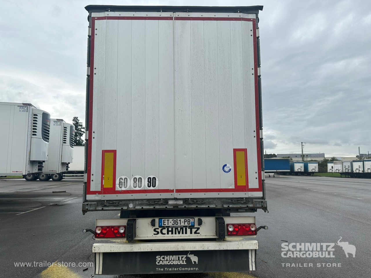 SCHMITZ Curtainsider Standard - Брезентово полуремарке: снимка 3 SCHMITZ Curtainsider Standard - Брезентово полуремарке: снимка 3