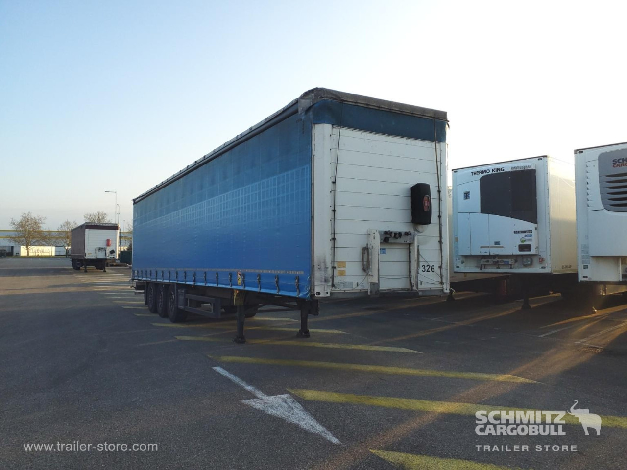 SCHMITZ Curtainsider Standard - Брезентово полуремарке: снимка 1 SCHMITZ Curtainsider Standard - Брезентово полуремарке: снимка 1