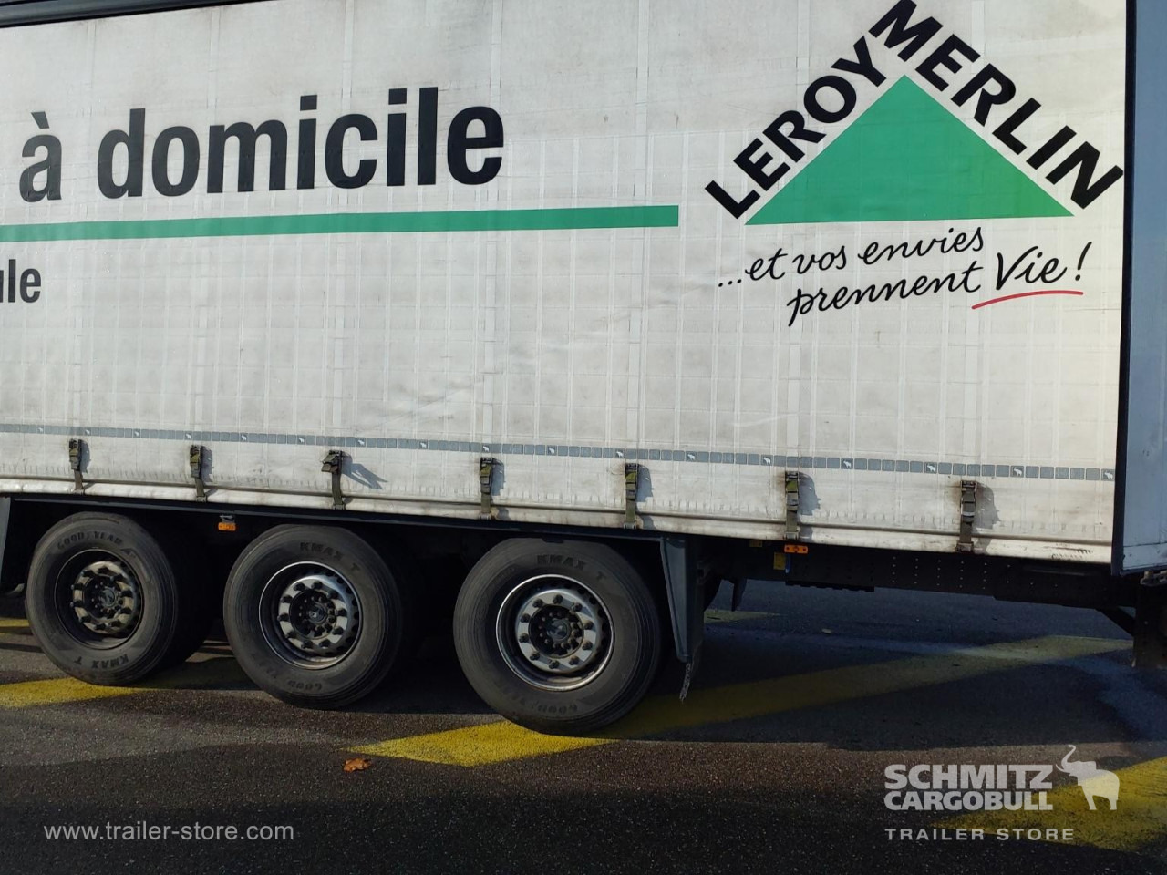 SCHMITZ Curtainsider Standard - Брезентово полуремарке: снимка 2 SCHMITZ Curtainsider Standard - Брезентово полуремарке: снимка 2