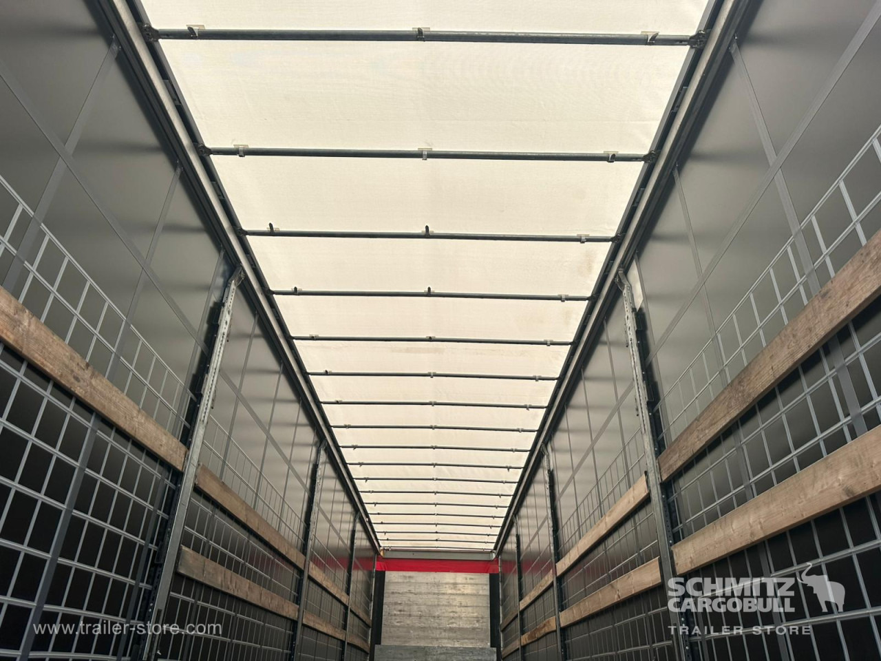SCHMITZ Curtainsider Standard - Брезентово полуремарке: снимка 5 SCHMITZ Curtainsider Standard - Брезентово полуремарке: снимка 5