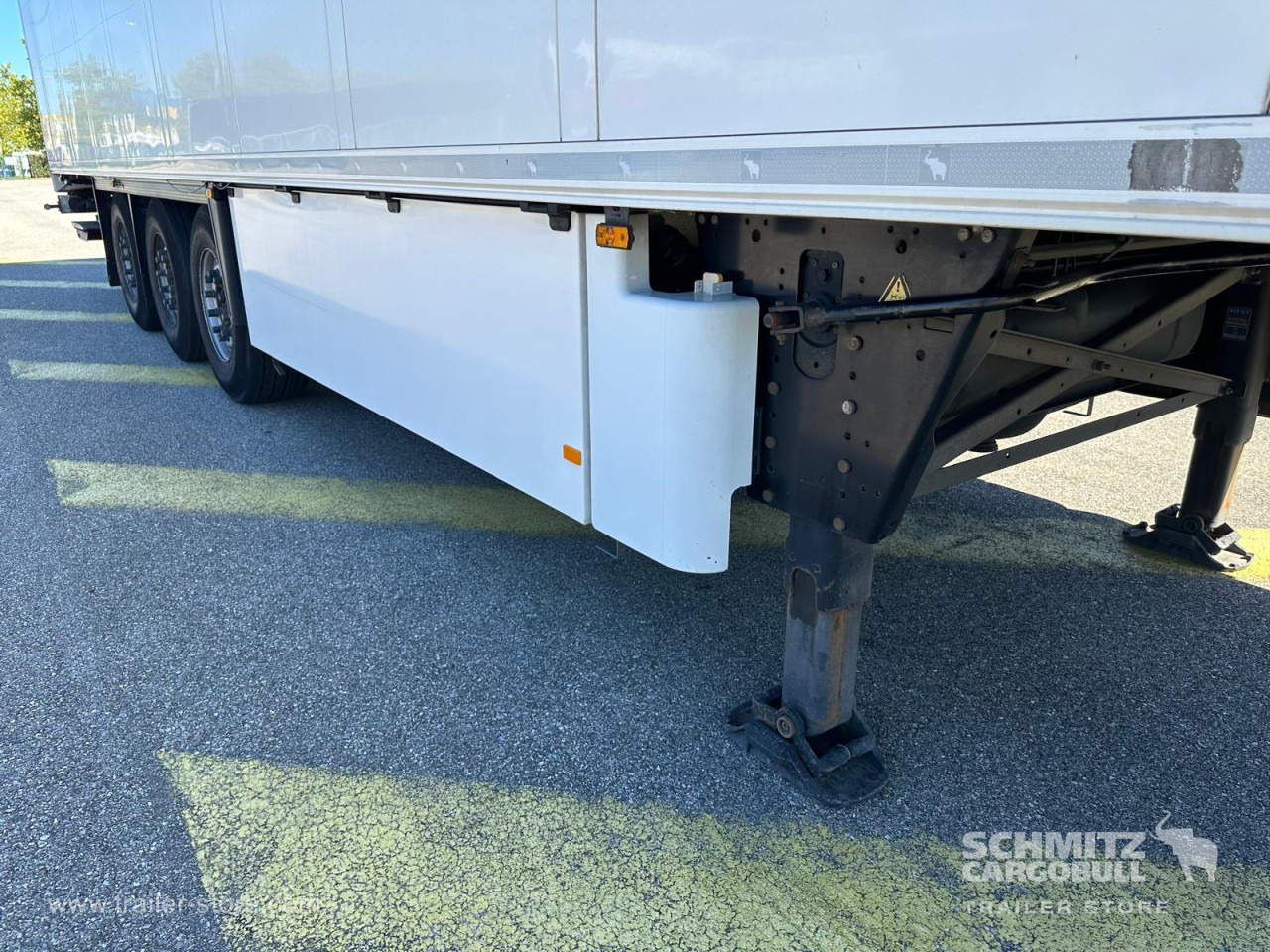 SCHMITZ Reefer Multitemp Double deck Taillift - Изотермичен полуремарке: снимка 3 SCHMITZ Reefer Multitemp Double deck Taillift - Изотермичен полуремарке: снимка 3